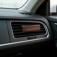 Diffuseur d'huiles essentielles en bois massif pour grille d'aération de voiture, désodorisant réutilisable, ornement aromatique minimaliste en bois pour l'intérieur de la voiture
