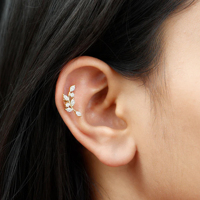 Lotus Implant F136 Titane CZ Clair, Pendentifs pour Piercings Labret et Cartilage, à Filetage Interne et Sans Filetage, Bijoux de Piercing Corporel