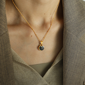 Ensemble collier et boucles d'oreilles en alliage de zinc, bijoux pour femme, cadeau, rouge et noir, en forme de cœur, ensembles de bijoux tendance - Product Image 3