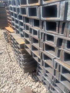 Canal de Acero Laminado en Caliente Q235/Q345/SS400, Perfil en U/C, Canales de Acero con Forma de U, Perfil SS400 Galvanizado, Viga en U de 6m-12m - Product Image 5