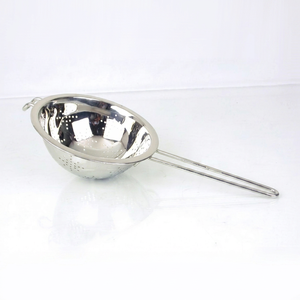 Passoire en acier inoxydable avec long manche, égouttoir durable pour la cuisine - Product Image 1