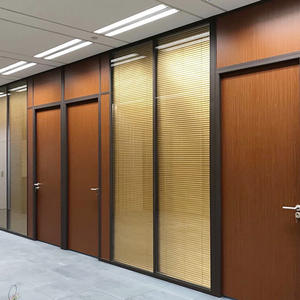 Cloison de bureau modulaire en aluminium et verre, design moderne, haute qualité, personnalisable, isolation acoustique STC 35, amovible, pour salon - Product Image 1