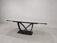 Table à manger rectangulaire moderne avec plateau en céramique, facile à assembler, plateau en céramique avec pieds en métal KD, usine de meubles d'exportation de Foshan