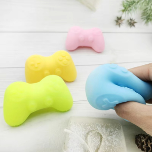 Jouets Squishy en Gros : Manettes de Jeu Extensibles à Rebond Lent, Jouets Anti-Stress, Balles Anti-Stress Mochi Squishies pour Cadeaux - Product Image 5