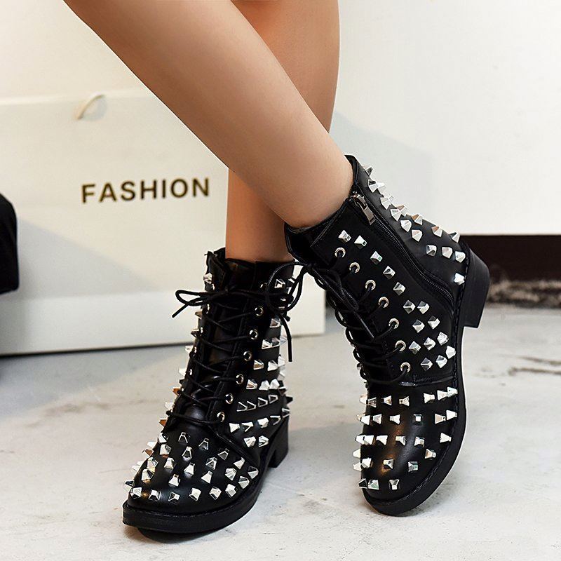 Venta al por mayor botas bajas con tachas-Compre online los mejores botas  bajas con tachas lotes de China botas bajas con tachas a mayoristas |  Alibaba.com