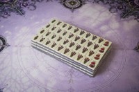JOYF Ensemble de Mahjong Halloween Dark Romance, Cartes Joker Crâne Gothique, Jeu de société familial Tuiles de Mahjong Squelette d'Halloween