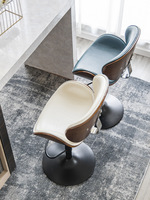 Chaise de bar de luxe européenne, pivotante et réglable en hauteur, en acier inoxydable, style luxe léger, pour la maison et le comptoir d'accueil