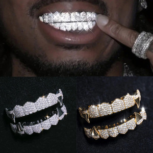 Grillz dentaire Hip Hop entièrement serti de diamants, à pointes, géométrique, pour soirée, unisexe - Product Image 1