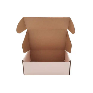 20*18*8 cm witte, recyclebare, opvouwbare kraftpapieren verzenddozen met UV-coating en vernis - Product Image 4