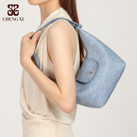 Sac à main artisanal au design de niche 2026, simple, polyvalent, à porter à l'épaule ou en bandoulière, pour femmes