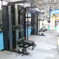 Machine de musculation multifonctionnelle professionnelle à double poulie réglable, rack de squat robuste et machine Smith pour salle de sport