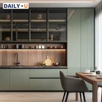 Meubles de cuisine de luxe sur mesure 2025, style moderne, îlots de cuisine assemblés, armoires de bar à panneaux, design de rangement multifonctionnel