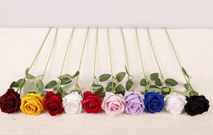 <span class=keywords><strong>Rose</strong></span> Artificiali in Velluto Singole all'Ingrosso, Fiori Decorativi Personalizzati in Rosso, Bianco, Blu, Rosa, Nero, Viola - Product Image 5