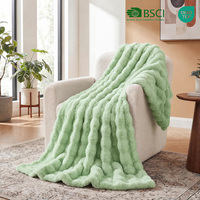 Couverture en fausse fourrure de lapin à bulles, double couche, douce et moelleuse, pour canapé et lit, couleur personnalisée, OEM ODM, vente en gros