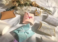 Boîtes-cadeaux en papier kraft à personnaliser, oreiller pour cadeaux, pour fête d'anniversaire et mariage, petites boîtes d'emballage de cadeaux, 50 pièces