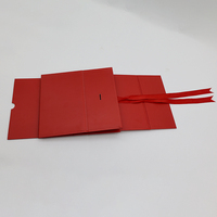 Boîte cadeau de luxe sur mesure, en carton rigide, avec lamination mate, design pliable à main et à aimant, pour chaussettes, bougies