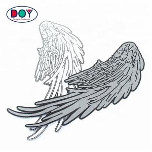 デザインカスタム反射刺繍パッチクールな角度の翼ロゴ - Product Image 3