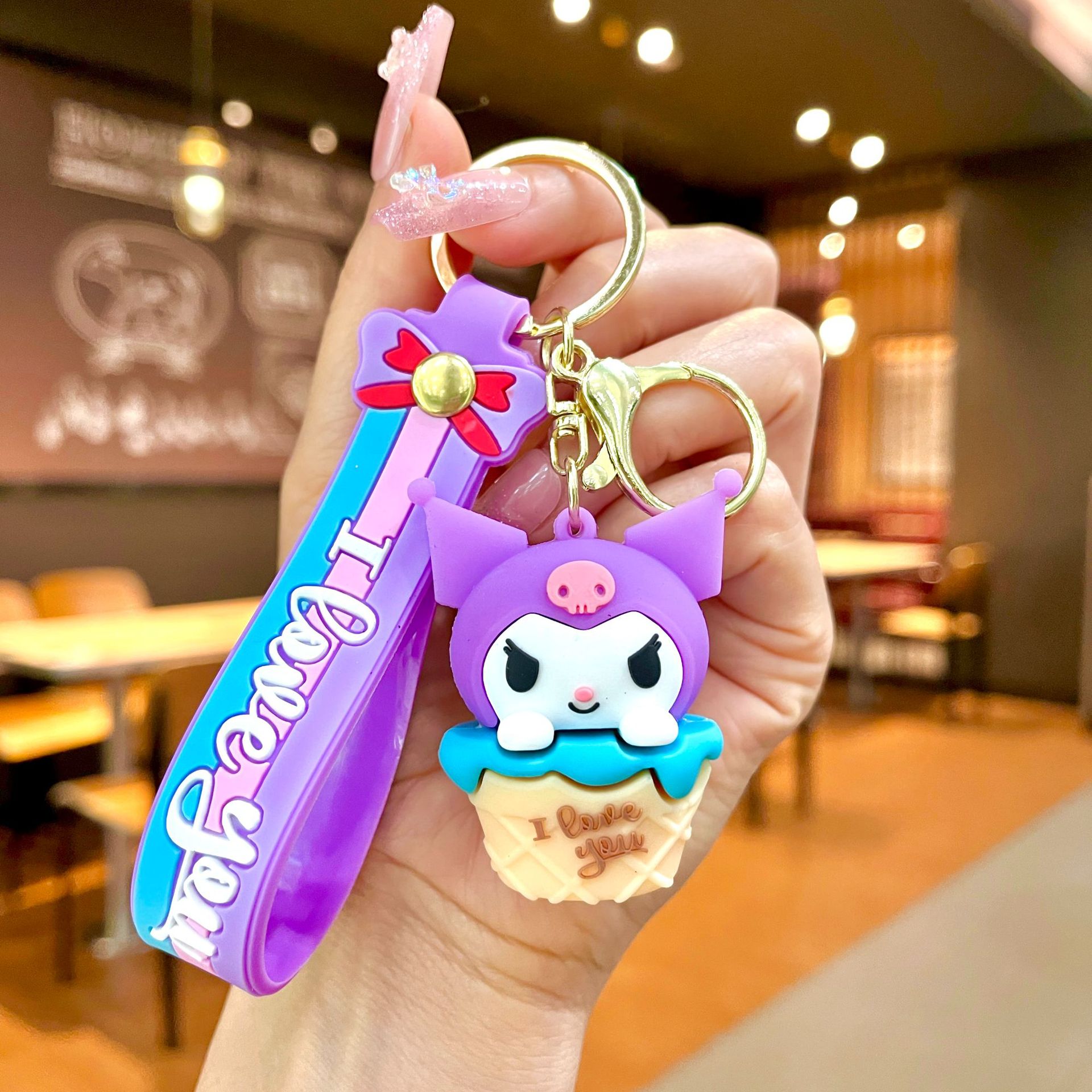 Cono dulce sanliou-kuromi morado