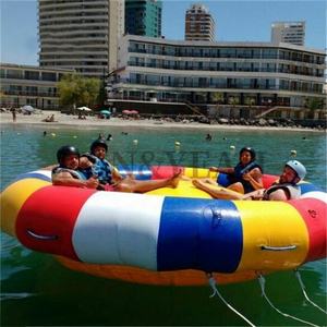 Gyroscope gonflable à eau pour <span class=keywords><strong>jeux</strong></span> de parc aquatique volant bateau disco remorquable eau aquatique Saturne - Product Image 4