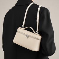 Sac à bandoulière en cuir véritable Gigi pour femme, petit modèle LP19, tendance, avec deux sangles, fermeture éclair et décoration de verrou.