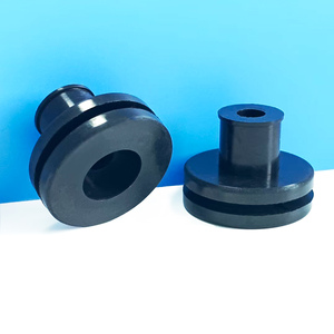 Pieza de goma de EPDM NBR personalizada para guía de ventana y sistema de frenos de coche - Product Image 3