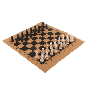 Set di scacchi cinesi in resina antica con orologi e pezzi di gioco e da tavolo per il tempo libero materiale plastico - Product Image 3