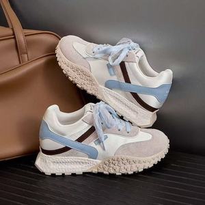 Baskets rehaussantes pour femmes, style coréen et allemand, décontractées, confortables et polyvalentes, chaussures de sport - Product Image 2