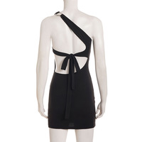 Robe mini moulante sexy asymétrique à une épaule, sans manches, style urbain, avec découpes au dos, tendance estivale