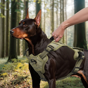 Arnés Ajustable de Nailon para Perro, Diseño Reflectante de Color Sólido, Estilo Deportivo para Perros Grandes - Product Image 4