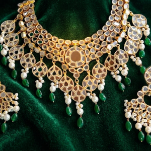 Parure de collier et boucles d'oreilles ethniques classiques pakistanaises et indiennes, ornée de miroirs, en acier inoxydable plaqué argent, pour anniversaire - Product Image 3