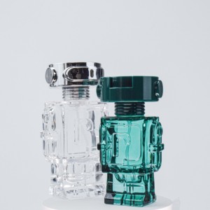 Modelo de <span class=keywords><strong>robot</strong></span> reciclable Botella de <span class=keywords><strong>perfume</strong></span> transparente Botella de cosméticos en aerosol Botella de <span class=keywords><strong>perfume</strong></span> 30ml 50ml - Product Image 3