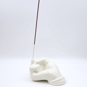 Custom high end moderno fare vecchia porcellana bianca zen porta incenso in ceramica arricciatura indice gesto mano bruciatore di bastoncini di incenso - Product Image 3