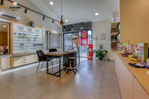 อุปกรณ์ตกแต่งร้านแว่นตาและเฟอร์นิเจอร์โชว์สินค้า |   ตู้โชว์แว่นตาและแว่นกันแดดแบบสั่งทำพิเศษสำหรับตกแต่งภายในร้านค้าและออกแบบร้าน - Product Image 4