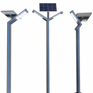 เสาไฟถนน LED พลังงานแสงอาทิตย์ หัวคู่ ทองเหลือง IP54 แสงขาว 3500K อายุการใช้งาน 25000 ชั่วโมง รับประกัน 10 ปี พร้อมเซ็นเซอร์ตรวจจับความเคลื่อนไหว - Product Image 1