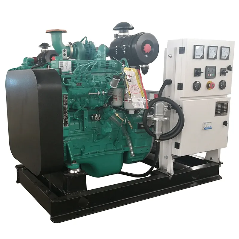 Générateur marin de gouverneur électronique 1500 rpm 80kva alimenté par 6BTA5.9-GM100 générateur diesel marin de refroidissement par eau de mer
