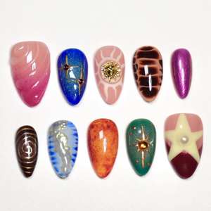 <span class=keywords><strong>Ongles</strong></span> press-on personnalisés faits main printemps-été, 10 pièces/ensemble, <span class=keywords><strong>dessin</strong></span>é à la main et accents de perles, faux <span class=keywords><strong>ongles</strong></span> amande réutilisables pour femmes - Product Image 3