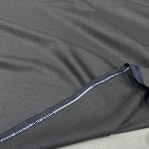 Tessuto in <span class=keywords><strong>Lana</strong></span> 100% Super 130s 285G Grigio Scuro Sharkskin di Alta Qualità, Rimanenze di Stock per Abiti in <span class=keywords><strong>Lana</strong></span> - Product Image 2