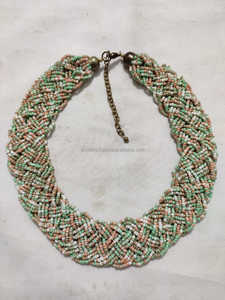 Lindo collar de resina de hueso de cuerno para fiestas y regalos - Product Image 2