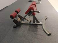 Chaise romaine commerciale avec dossier réglable et cadre métallique pour musculation et entraînement Goat Lift