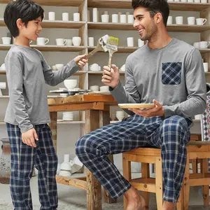 Benutzer definierte Kinder Pyjamas Baumwolle Sleep Lounge Wear Pocket Front T-Shirt & Hosen Jungen Pyjamas