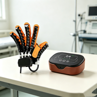 Gant robotique pneumatique pour la rééducation de la main suite à une AVC