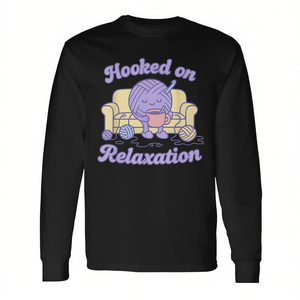 Camiseta de manga larga para amantes del tejido a crochet y la relajación - Product Image 2