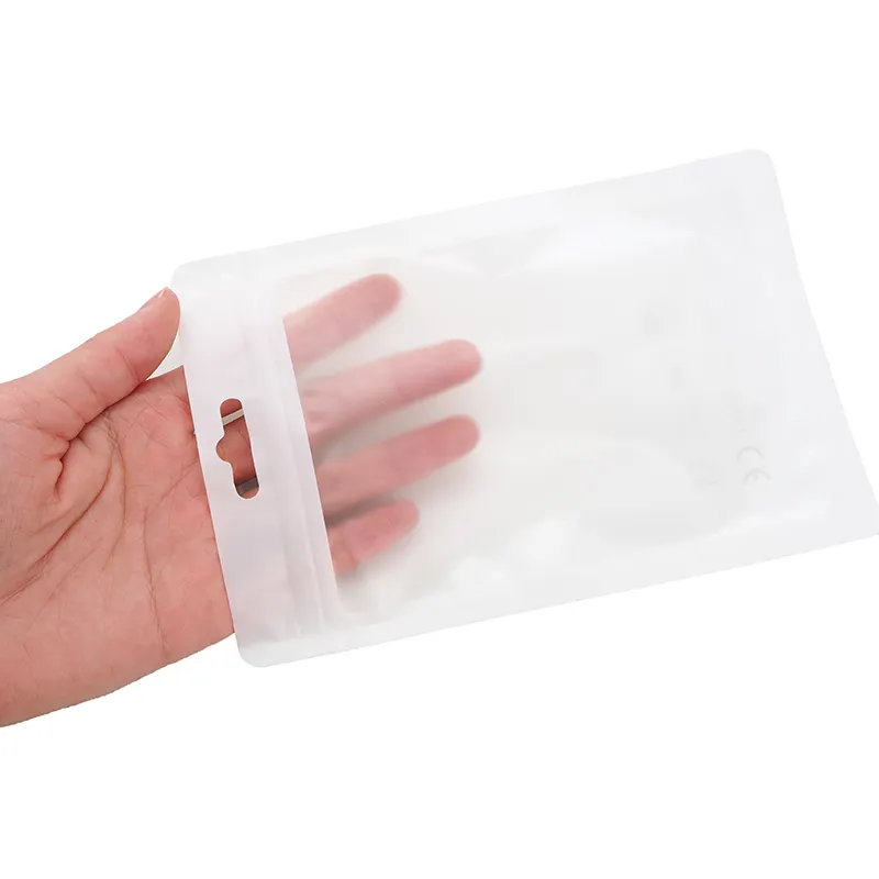 Белые пластиковые пакеты 12x18 см с принтом для прорезывателя