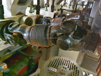Mesin Planer Empat Sisi dengan Kepala Spiral Delapan Mata Pisau dan Motor/Engine Produktivitas Tinggi untuk Kusen Jendela dan Pintu