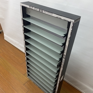 <span class=keywords><strong>Volet</strong></span> en aluminium réglable et étanche pour la décoration intérieure des salles de bain et cuisines - Product Image 1