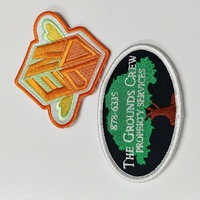 XP-Free Sample Stock Chenille Patches Heat Seal Parches bordados Custom Iron on Hot Melt Adhesive Badge Patch para chaqueta