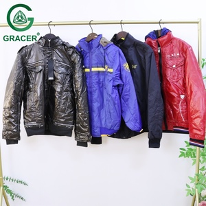 Chaquetas Gracer Usadas al por Mayor, Resistentes al Viento, Cálidas <span class=keywords><strong>y</strong></span> Gruesas para Hombre, Envío Aleatorio en Fardos de 45 kg, MOQ para Reventa - Product Image 2