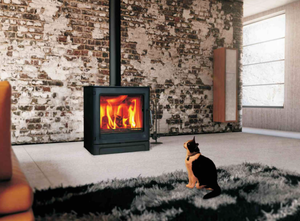 Chimenea de Leña Independiente de Hierro Fundido Serie R con Certificación CE para Sala de Estar, Autocaravanas, Villas y Casas de Huéspedes - Product Image 2