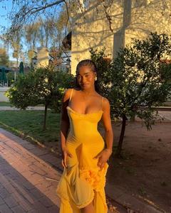 Robe de Soirée Chic 2025 Halter sans Manches Sexy Dentelle Gainante Robe de Soirée Été Élégante Robe de Cocktail Moulante pour Femmes - Product Image 4