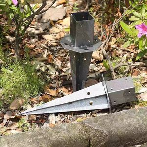 Revêtement en poudre Support de poteau de clôture Vis de <span class=keywords><strong>terre</strong></span> en métal Pointes d'ancrage de poteau au sol - Product Image 4